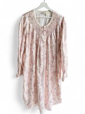 Vintage Pink floral and polka dot nightgown with smocked bodice. Size 3X